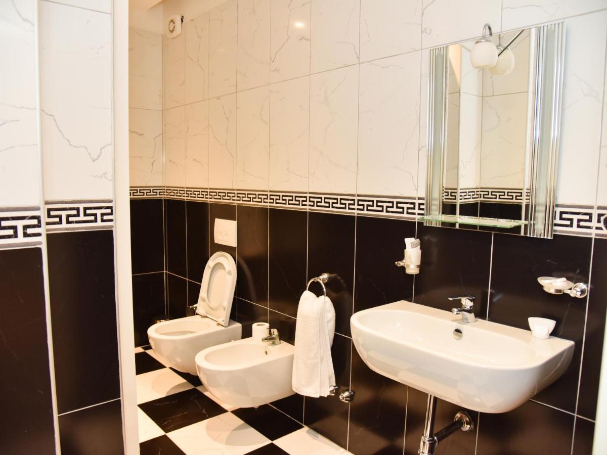 Hotel Continental دراس المظهر الخارجي الصورة