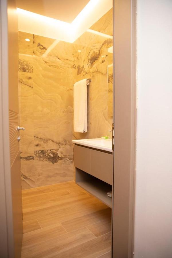 Hotel Continental دراس المظهر الخارجي الصورة