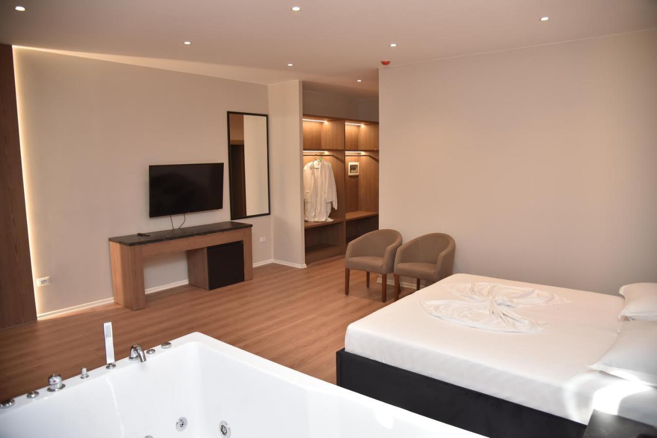 Hotel Continental دراس المظهر الخارجي الصورة