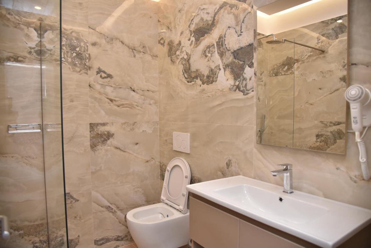 Hotel Continental دراس المظهر الخارجي الصورة