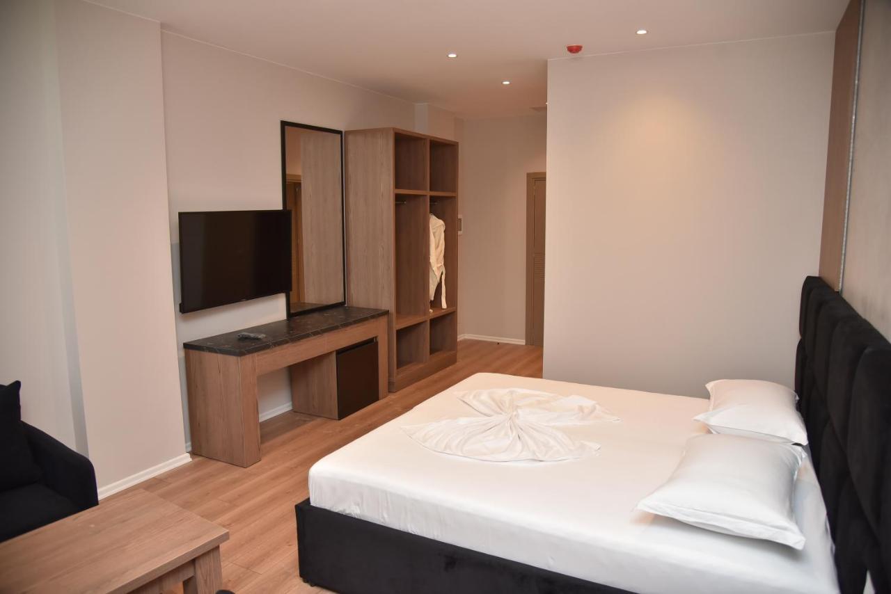 Hotel Continental دراس المظهر الخارجي الصورة