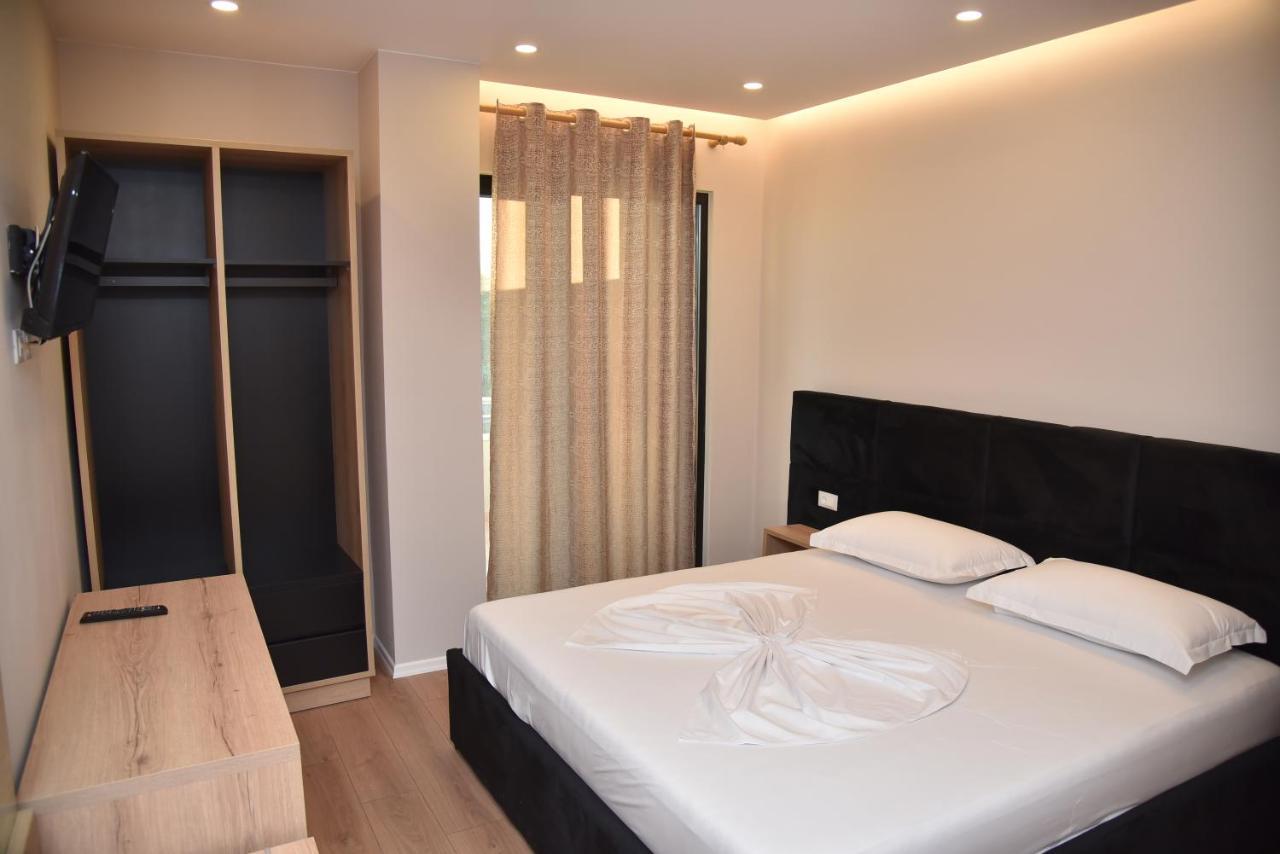 Hotel Continental دراس المظهر الخارجي الصورة